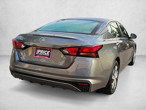 Gun Metallic 2022 Nissan Altima S FWD