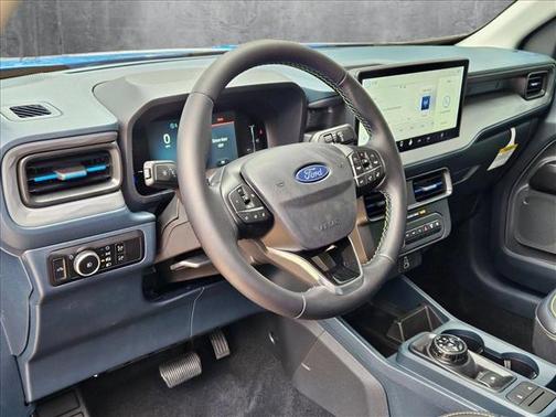 2025 Ford Maverick Lobo Standard