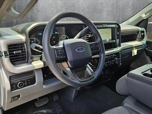 2025 Ford F-250 XL
