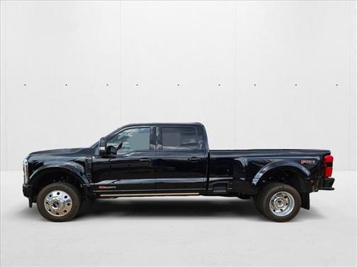 2025 Ford F-450 Platinum