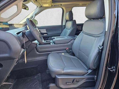Agate Black Metallic 2026 Ford Expedition Max Active 4x2