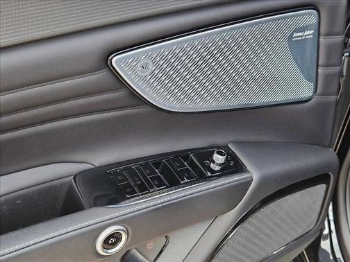 Nero Tempesta Metallic 2023 Maserati Grecale GT