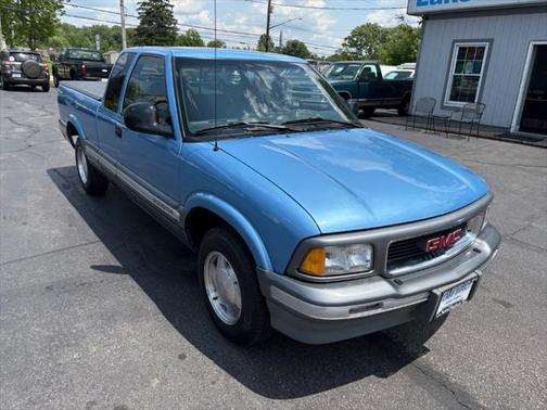 1997 GMC Sonoma SLS Wideside