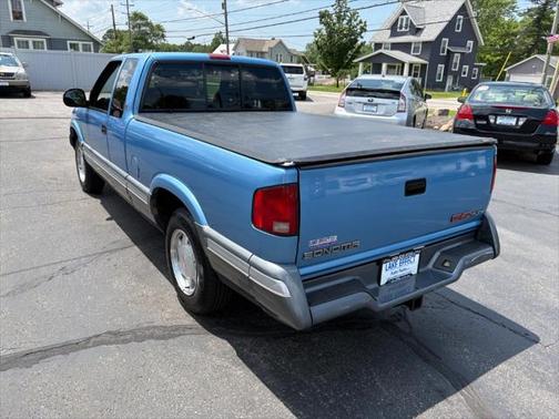 1997 GMC Sonoma SLS Wideside