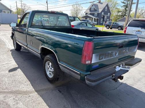 1995 Chevrolet 1500 C1500 Silverado 2dr Standard Cab LB