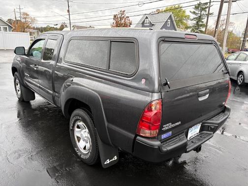 2015 Toyota Tacoma Base