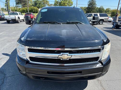 2009 Chevrolet Silverado 1500 LTZ Crew Cab