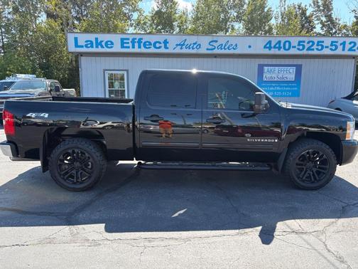 2009 Chevrolet Silverado 1500 LTZ Crew Cab