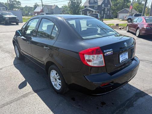 Black 2012 Suzuki SX4 LE