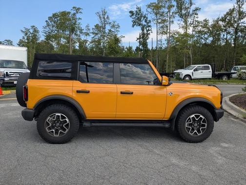 2021 Ford Bronco OUTER BANKS