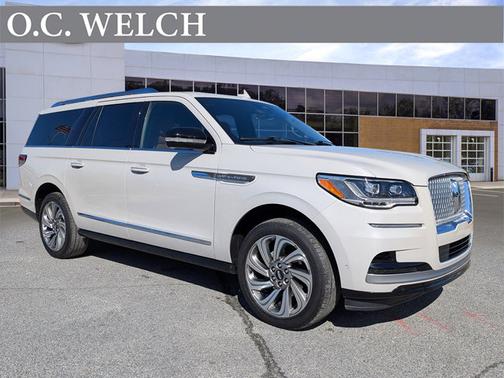 2022 Lincoln Navigator L RESERVE