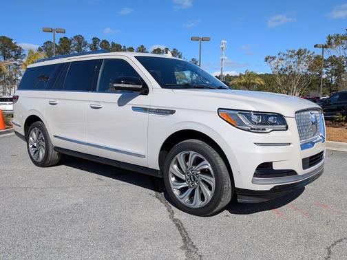 2022 Lincoln Navigator L RESERVE