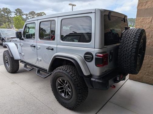 Silver Zynith Clearcoat 2024 Jeep Wrangler RUBICON