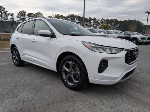 2023 Ford Escape ST-LINE SELECT