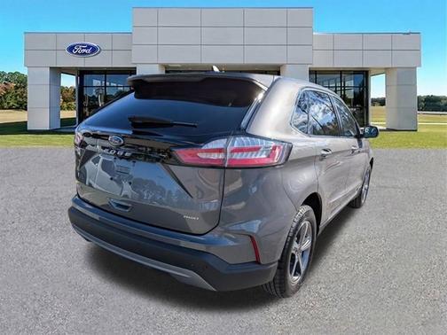 CARBONIZED GRAY 2023 Ford Edge SEL