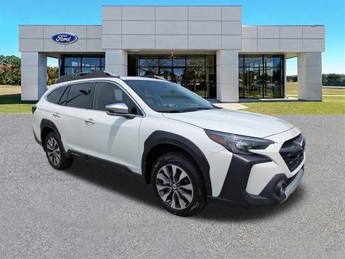 White 2025 Subaru Outback TOURING