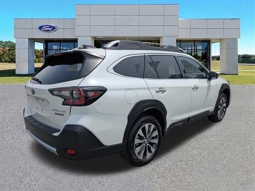 White 2025 Subaru Outback TOURING
