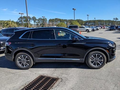 2023 Lincoln Nautilus STANDARD