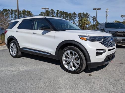 2023 Ford Explorer PLATINUM