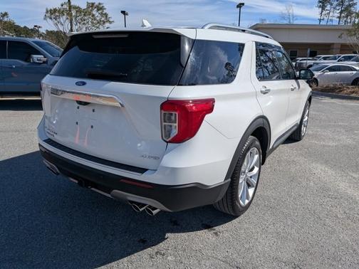 2023 Ford Explorer PLATINUM