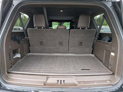 AGATE BLACK METALLIC 2023 Ford Expedition KING RANCH