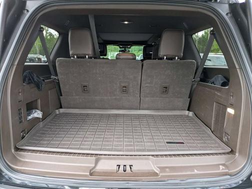 AGATE BLACK METALLIC 2023 Ford Expedition KING RANCH