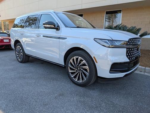 2025 Lincoln Navigator BLACK LABEL