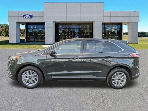 FORGED GREEN 2024 Ford Edge SEL