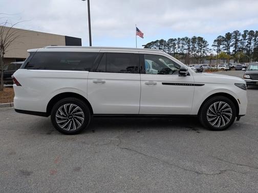 2025 Lincoln Navigator L L BLACK LABEL