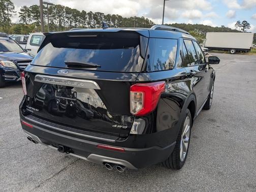 2023 Ford Explorer PLATINUM
