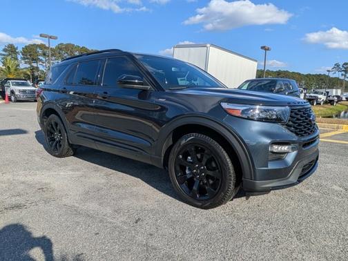2023 Ford Explorer ST-LINE