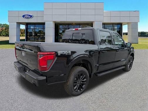 AGATE BLACK METALLIC 2025 Ford F-150 XLT
