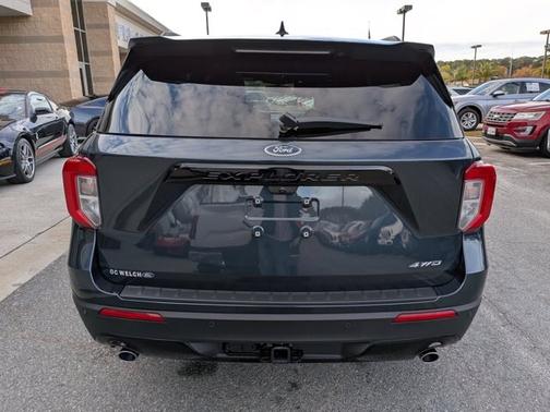 2024 Ford Explorer ST-LINE