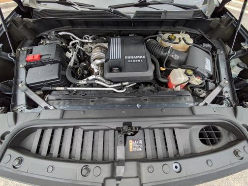 Shadow Gray Metallic 2020 Chevrolet Silverado 1500 RST