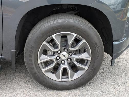 Shadow Gray Metallic 2020 Chevrolet Silverado 1500 RST