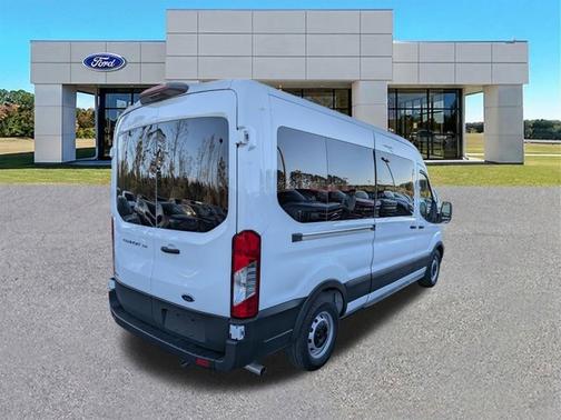 2025 Ford Transit-350 XL