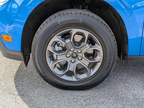 VELOCITY BLUE METALLIC 2022 Ford Maverick XLT