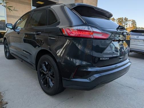 2024 Ford Edge SE