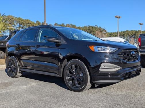 2022 Ford Edge SE
