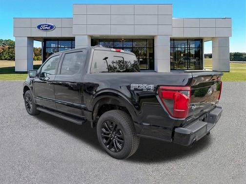 AGATE BLACK METALLIC 2025 Ford F-150 XLT