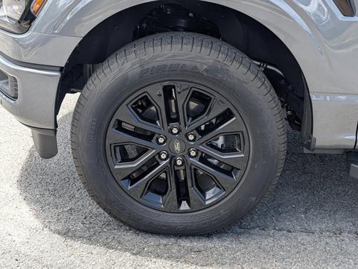 CARBONIZED GRAY METALLIC 2025 Ford F-150 XLT