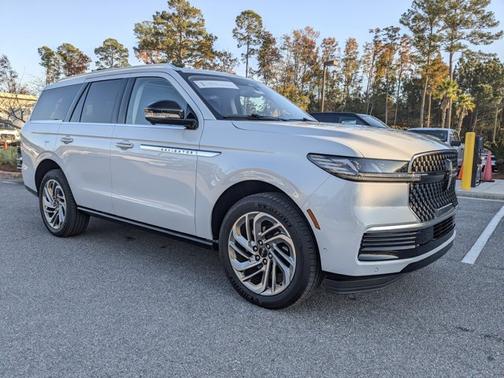 2025 Lincoln Navigator RESERVE