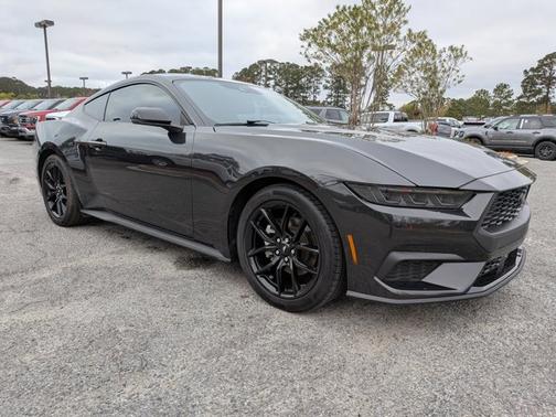2024 Ford Mustang ECOBOOST PREMIUM