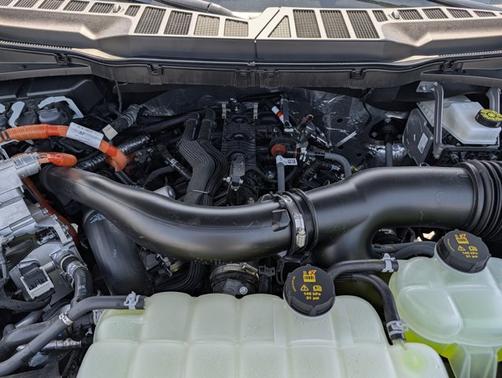CARBONIZED GRAY METALLIC 2025 Ford F-150 XLT