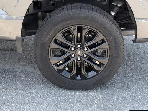 CARBONIZED GRAY METALLIC 2025 Ford F-150 XLT