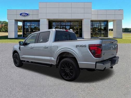 ICONIC SILVER METALLIC 2025 Ford F-150 XLT