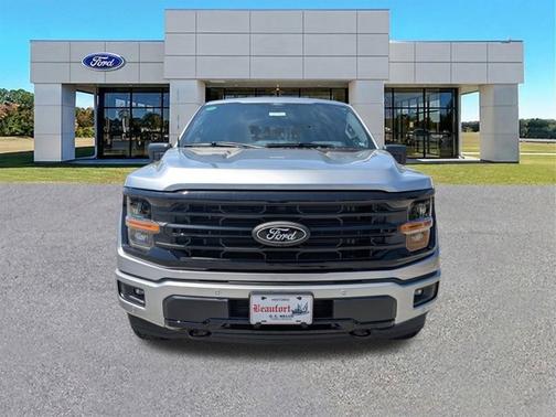 ICONIC SILVER METALLIC 2025 Ford F-150 XLT