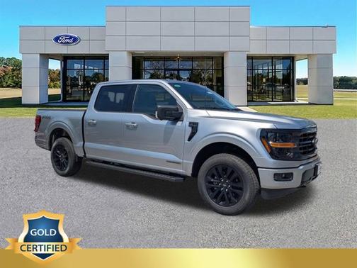 ICONIC SILVER METALLIC 2025 Ford F-150 XLT