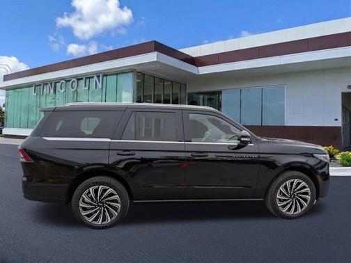 2025 Lincoln Navigator BLACK LABEL