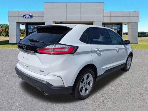 OXFORD WHITE 2019 Ford Edge SE
